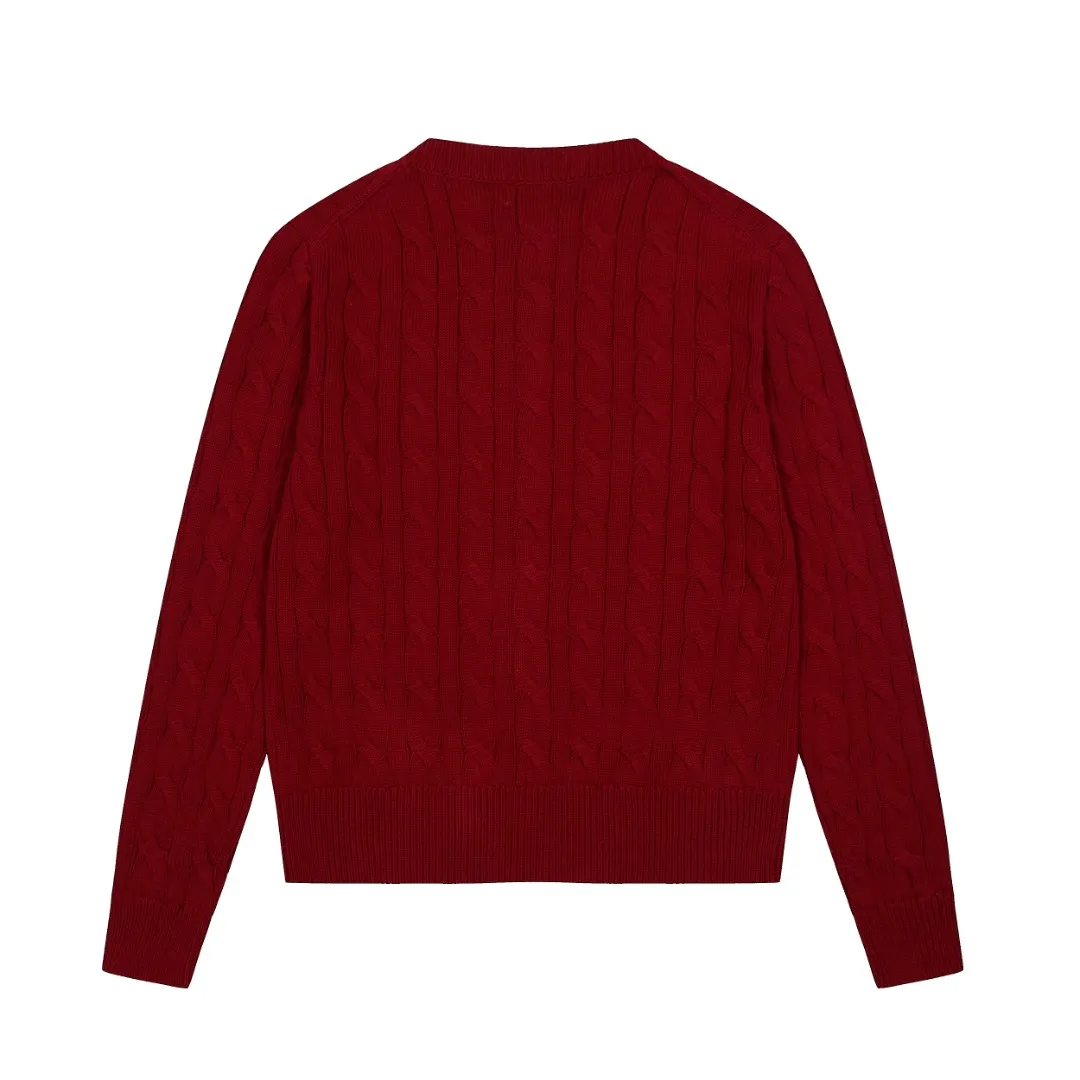 P230 Top quality" Style number: DS006# (not off the shelves all year round) [Ralph Lauren round neck solid color pony embroidery logo twist knitted cardigan] ✅Ralph Lauren Ralph Lauren classic basic versatile knitted cardigan jacket for all seasons ✅Main supplier platform live broadcast Wholesale entity Replacement if out of stock Not off the shelf ✅ZP quality 1:1 version Scan the code to enter the GF website Counter quality ✅Detailed quality The only one in Guangzhou Imported quality cotton yarn Focus on high-end, cost-effective, and good quality. Needless to say, the version is restored to the original version. The maximum size can be worn up to 160 pounds. Loose, comfortable and stress-free. ✅The upper body is simple and easy to match. A must-have for goddess ootd. Good-looking clothes are never picky. Must-have items in goddess wardrobe. Size: S- Navy blue white label Navy blue red label